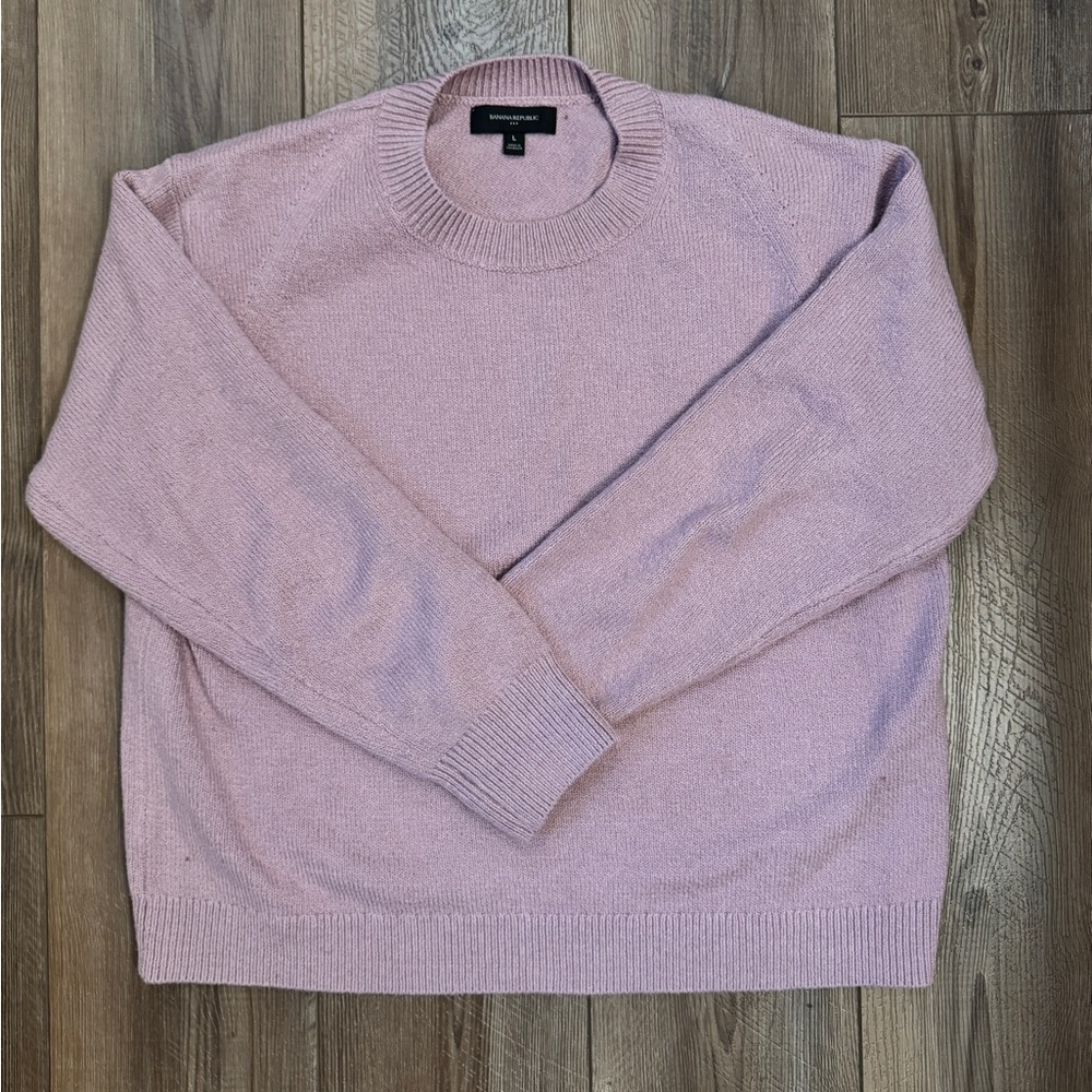 Banana Republic Light Pink Crewneck Sweater